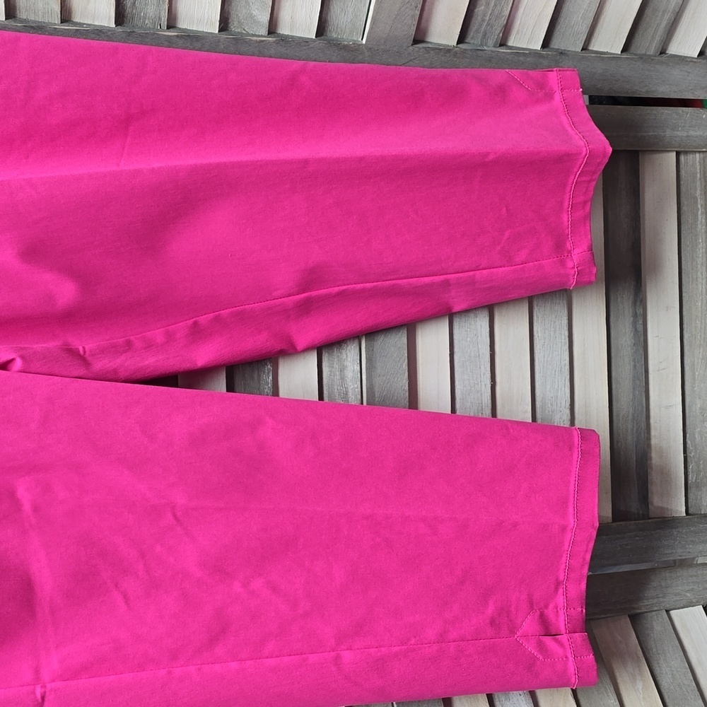 Womens Key Items Alt Tech Fly Front Capri Pants | Ruby Rd. | 16 - Picture 2 of 11